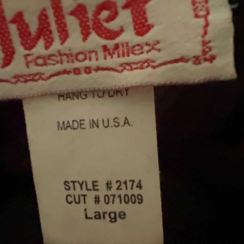 Classic Black Polyester Garment - Large - image 7